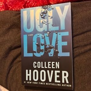 Colleen Hoover’s Ugly Love Book